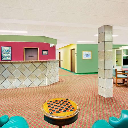 Hotel Super 8 By Wyndham Sturgeon Bay Zewnętrze zdjęcie