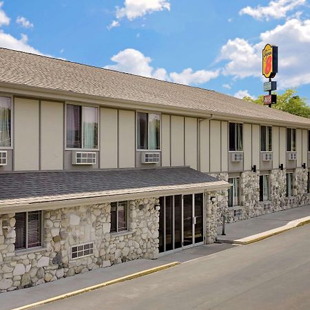 Hotel Super 8 By Wyndham Sturgeon Bay Zewnętrze zdjęcie