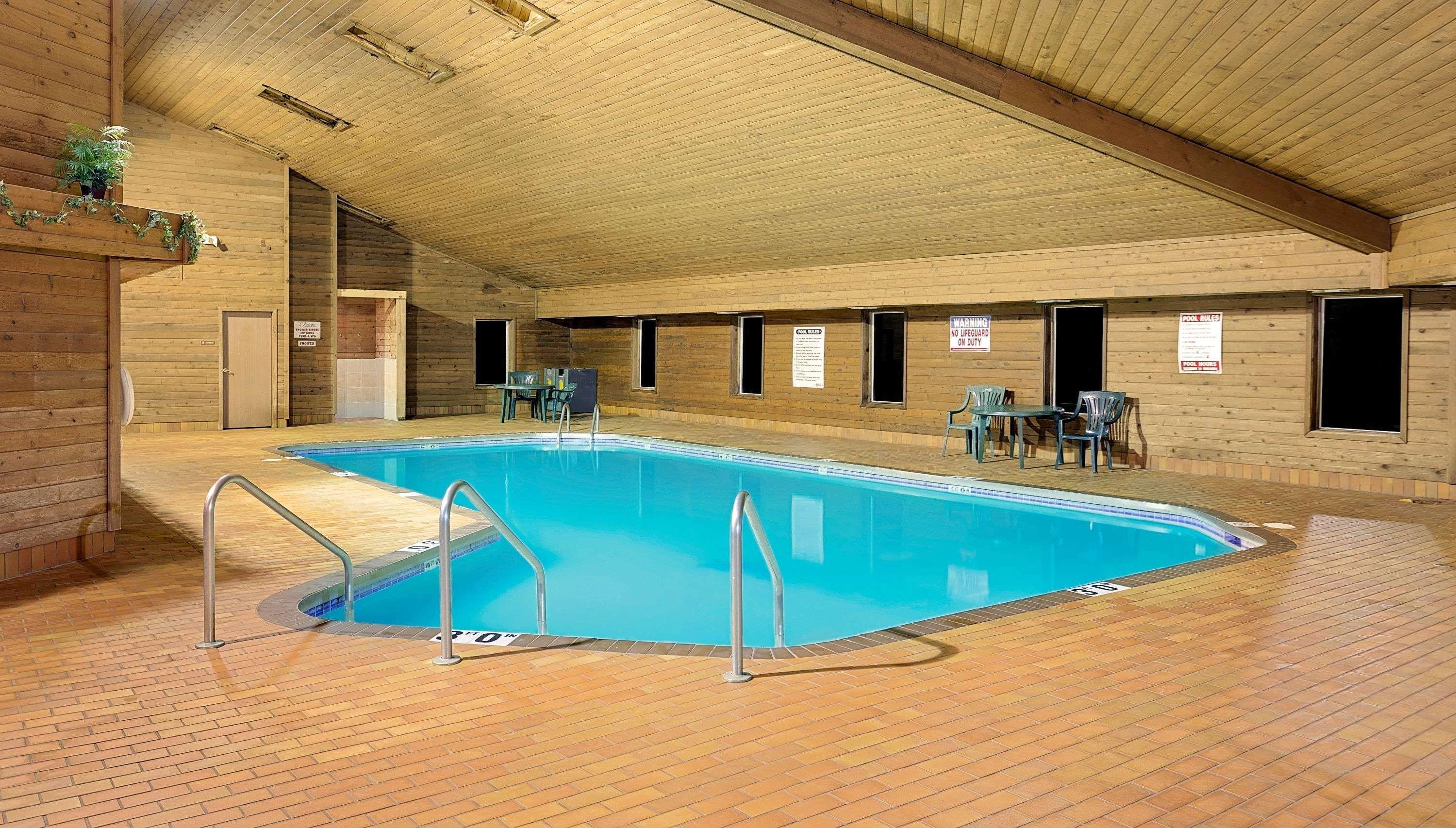 Hotel Super 8 By Wyndham Sturgeon Bay Zewnętrze zdjęcie