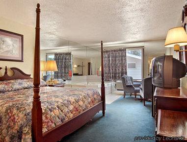 Hotel Super 8 By Wyndham Sturgeon Bay Pokój zdjęcie
